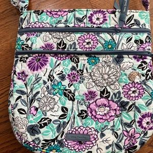 VERA BRADLEY HIPSTER
